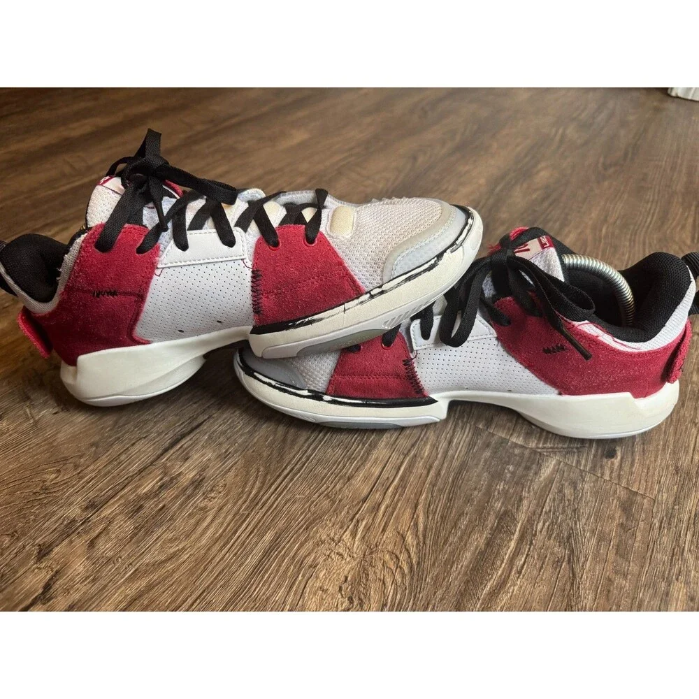 Nike Jordan One Take 5 Men’s Basketball Shoes White Red FD2335-160 Size 9.5